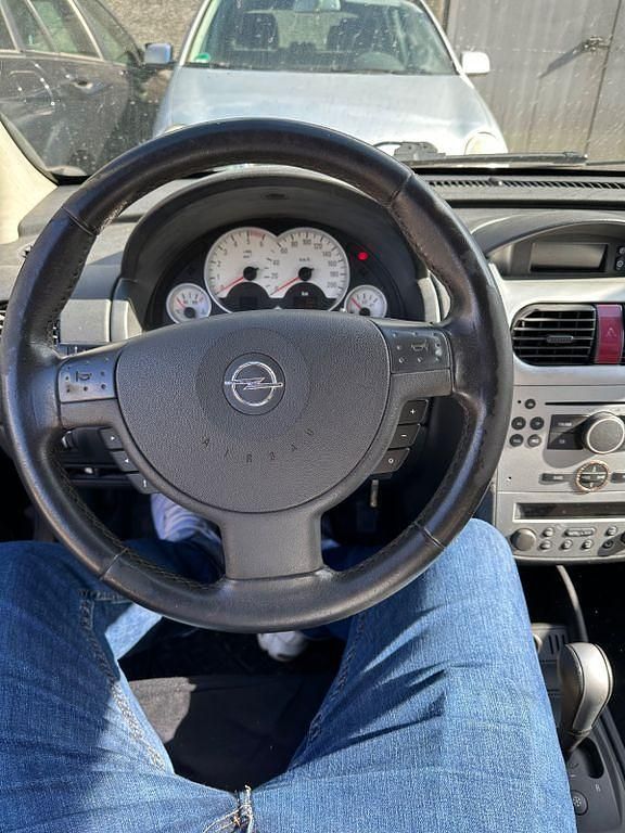 Gebraucht Opel Corsa Edition 69 PS (50 kW) 2005 Schwarz Kleinwagen