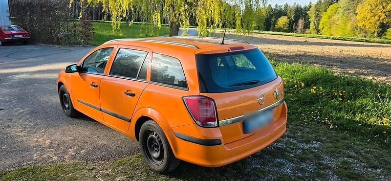 Second-hand Opel Astra 90 CP (66 kW) 2004 Break