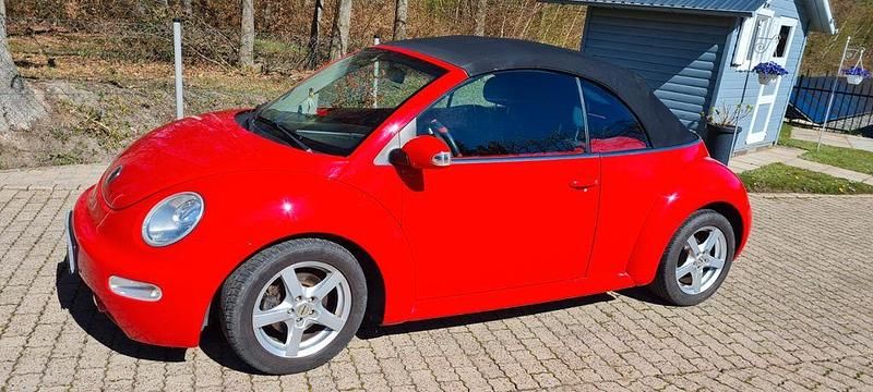 Gebraucht VW New Beetle 102 PS (75 kW) 2003 Rot Kleinwagen
