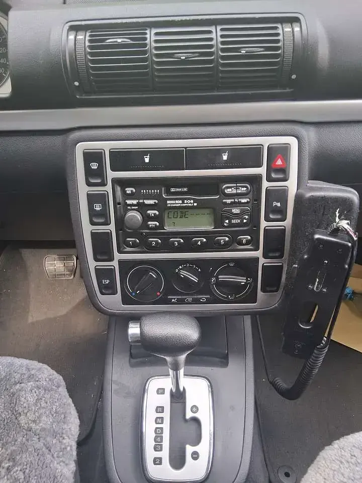 Gebraucht Ford Galaxy 150 PS (110 kW) 2004 Grau Van / Kleinbus