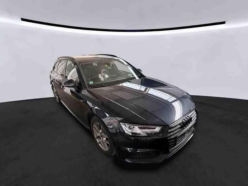 Gebraucht Audi A4 S-Line 150 PS (110 kW) 2018 Blau Kombi