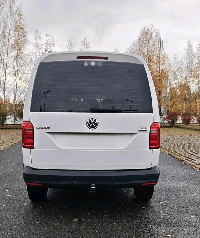 Gebraucht VW Caddy Maxi 122 PS (89 kW) 2015 Weiß Van / Kleinbus