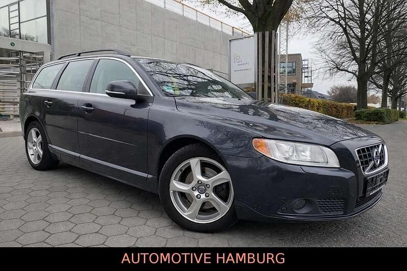 Gebraucht Volvo V70 114 PS (83 kW) 2012 Schwarz Kombi