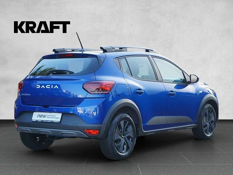 Gebraucht Dacia Sandero Expression 91 PS (66 kW) 2024 Ironblau metallic Kleinwagen