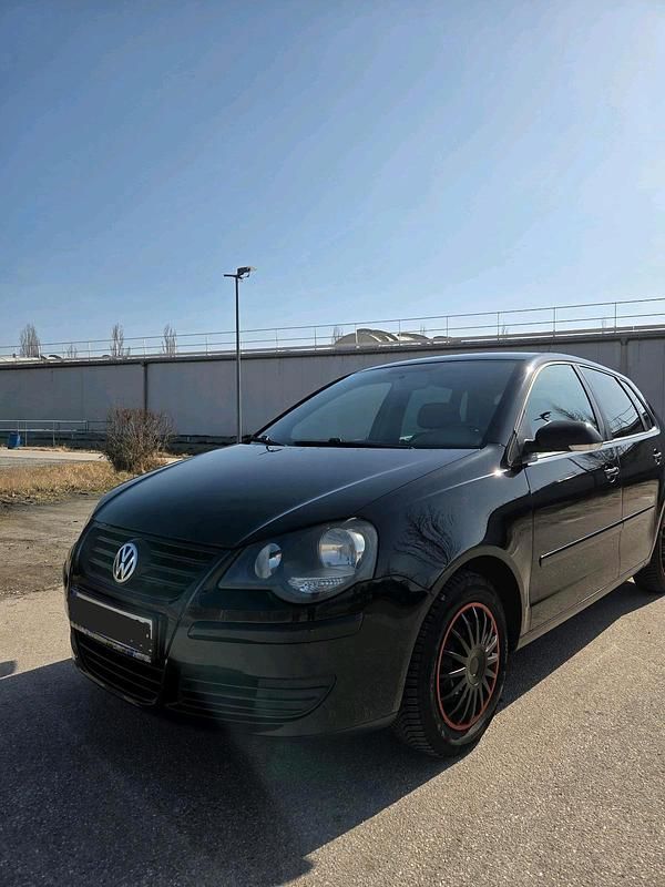 Gebraucht VW Polo 60 PS (44 kW) 2009 Schwarz Kleinwagen