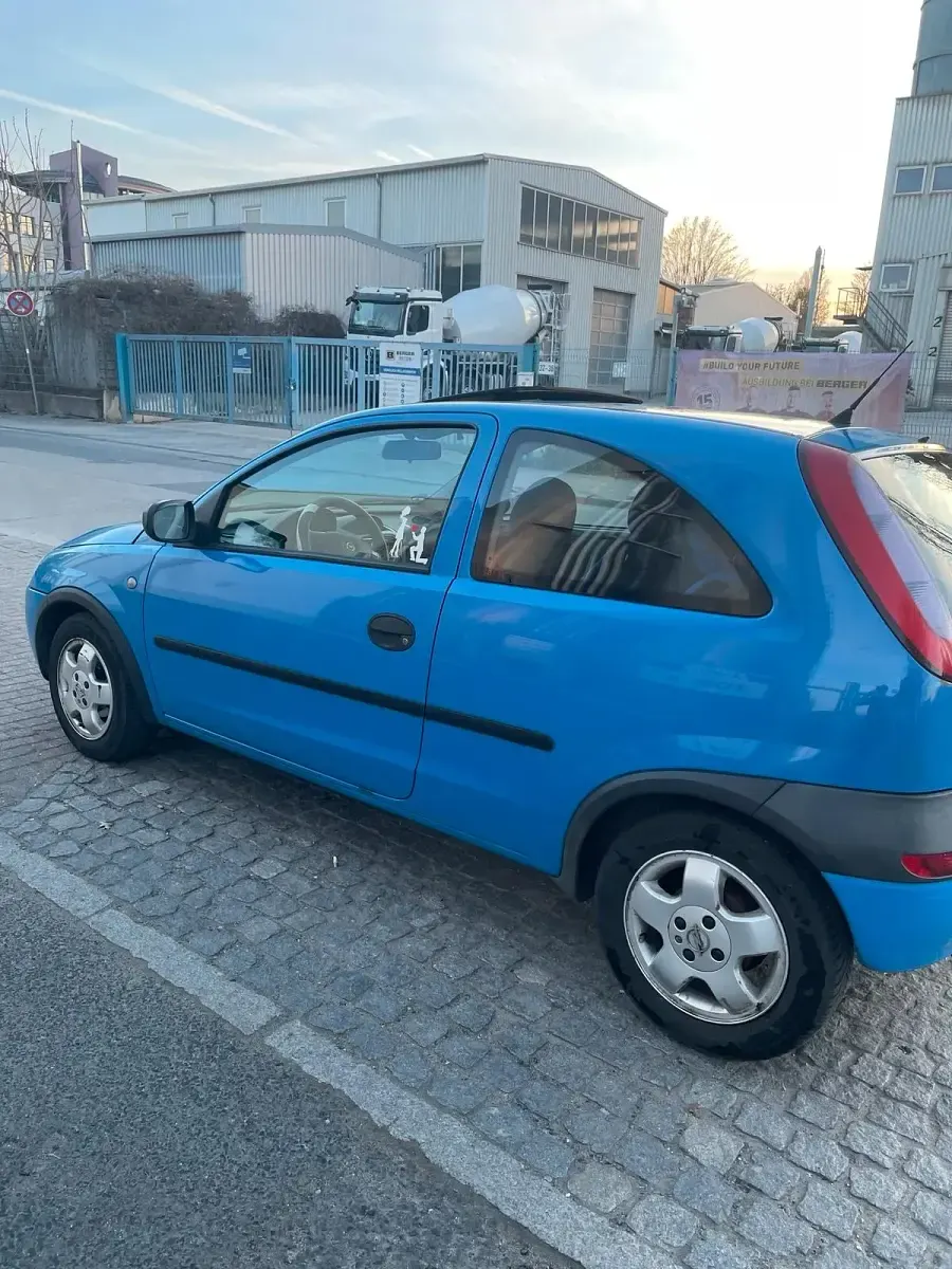 Gebraucht Opel Corsa 75 PS (55 kW) 2001 Blau Kleinwagen