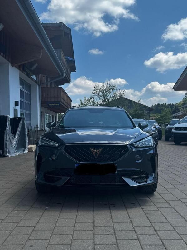 Grau Gebraucht 2020 Cupra Formentor VZ SUV | 27.499 € (Guter Preis) - Bild 1/4