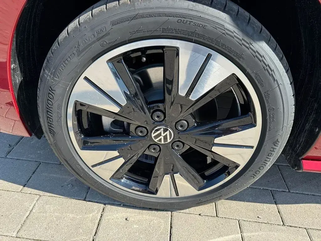 Gebraucht VW Multivan Goal 177 PS (130 kW) 2025 Fortanarot metallic Van / Kleinbus