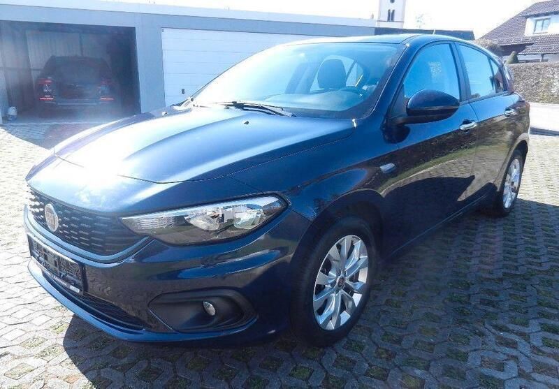 Blau Gebraucht 2020 Fiat Tipo Street Limousine | 11.790 € (Guter Preis) - Bild 1/4