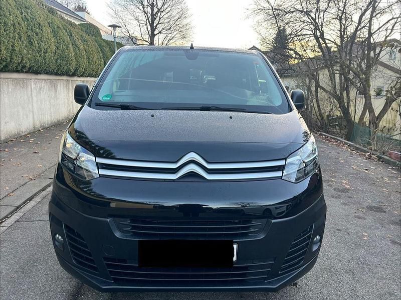 Second-hand Citroën Jumpy 120 CP (88 kW) 2023 Negru Monovolum