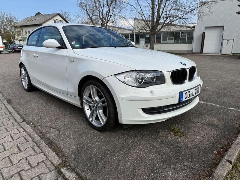 Usata BMW 118 Performance 143 CV (105 kW) 2008 Bianco Utilitaria