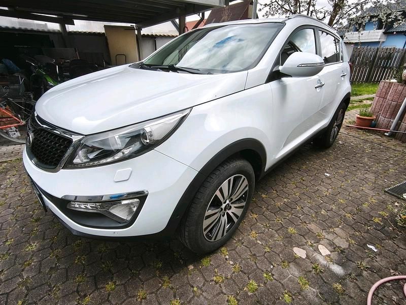 Gebraucht Kia Sportage 166 PS (122 kW) 2016 Weiß SUV