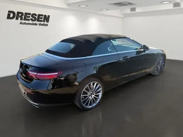 Gebraucht Mercedes E400 Avantgarde 333 PS (244 kW) 2018 Schwarz Cabrio
