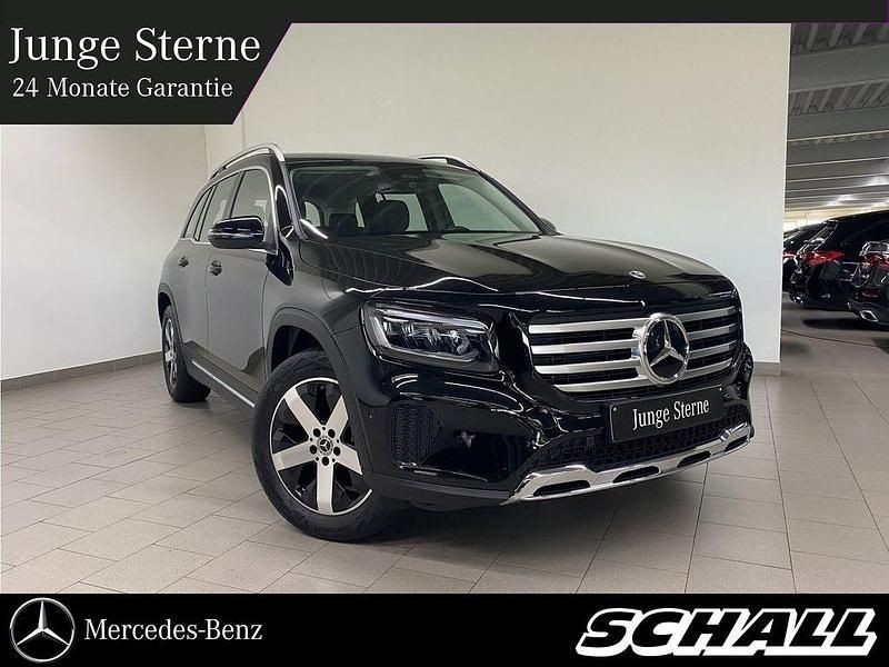 Schwarz Gebraucht 2024 Mercedes GLB180 SUV | 36.499 € (Fairer Preis) - Bild 1/4