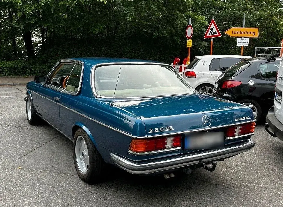 Gebraucht Mercedes 280 177 PS (130 kW) 1978 Blau Coupé