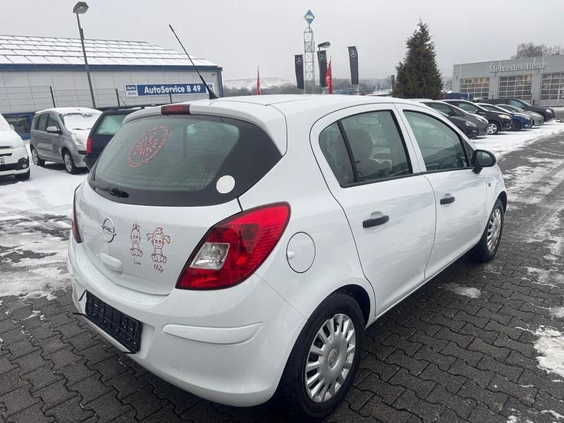 Gebraucht Opel Corsa Selection 80 PS (58 kW) 2009 Weiß Kleinwagen
