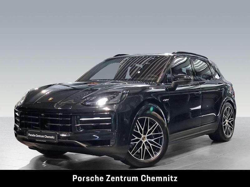 Second-hand Porsche Cayenne 470 CP (345 kW) 2024 Negru SUV