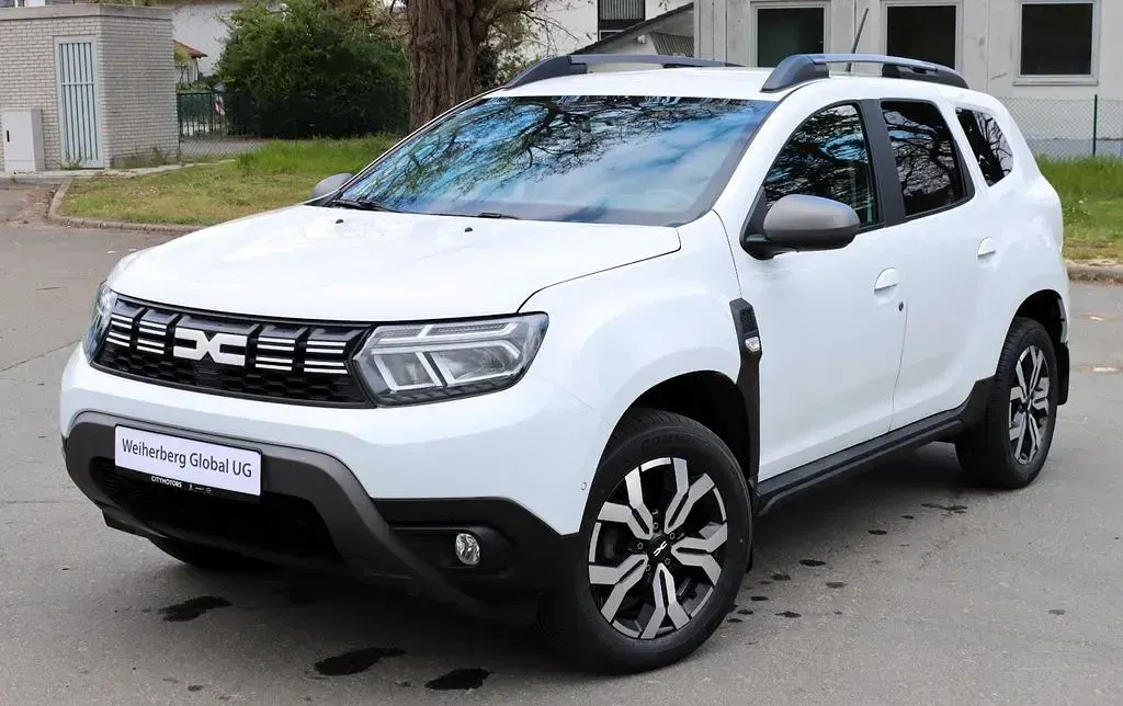 Gebraucht Dacia Duster Journey 114 PS (83 kW) 2024 Weiß SUV