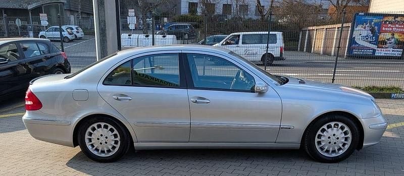 Gebraucht Mercedes E350 Elegance 272 PS (200 kW) 2005 Silber Limousine