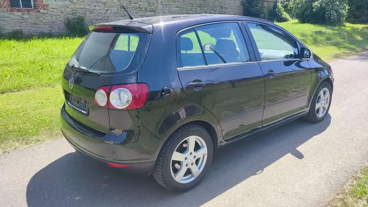 Gebraucht VW Golf Plus Cross Trendline 75 PS (55 kW) 2006 Black magic perleffekt Kleinwagen