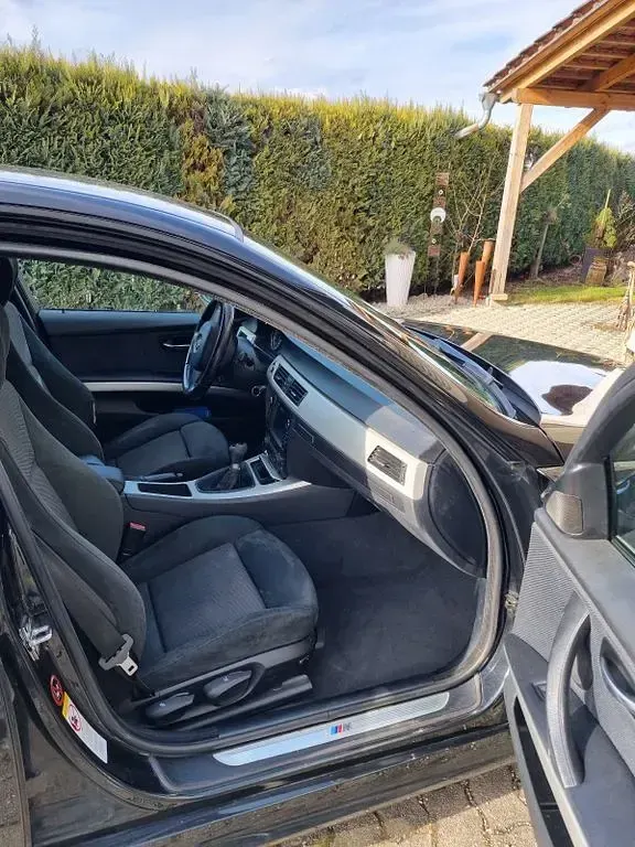 Gebraucht BMW 320 M Sport 150 PS (110 kW) 2005 Schwarz Kombi