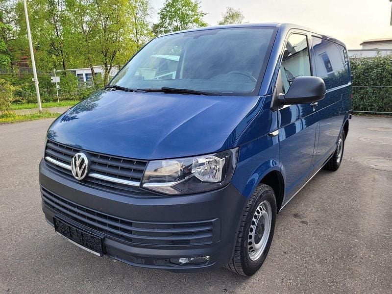 Gebraucht VW Transporter 150 PS (110 kW) 2017 Blau Van