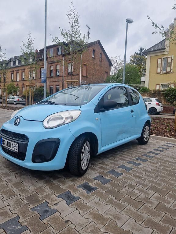Gebraucht Citroën C1 Tendance 68 PS (50 kW) 2013 Blau Kleinwagen