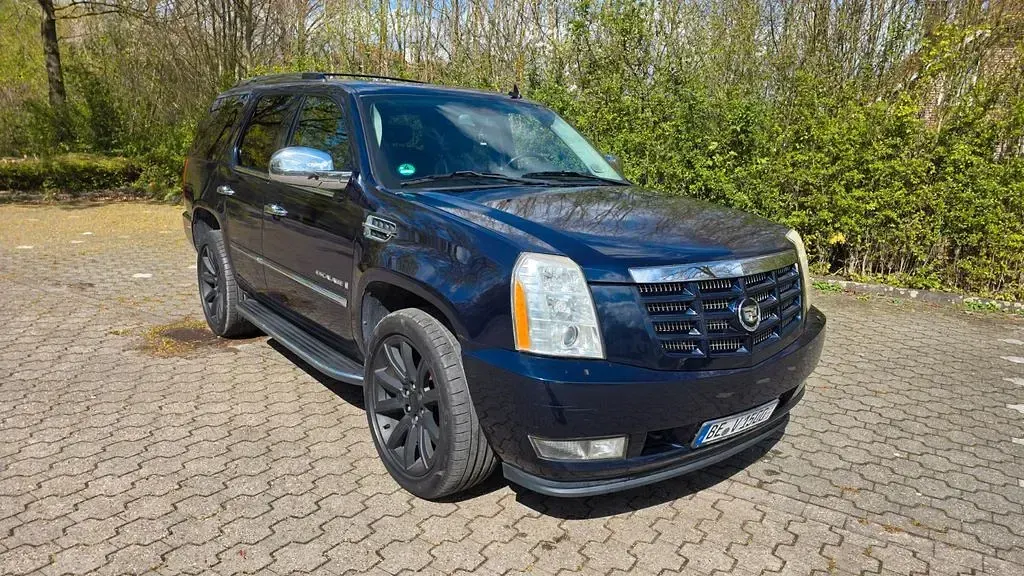 Gebraucht Cadillac Escalade 409 PS (300 kW) 2009 Blau SUV