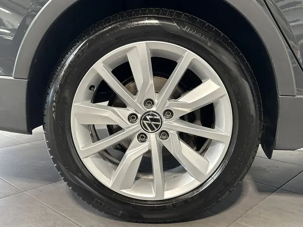 Gebraucht VW Golf Alltrack 200 PS (147 kW) 2022 Uranograu Kombi