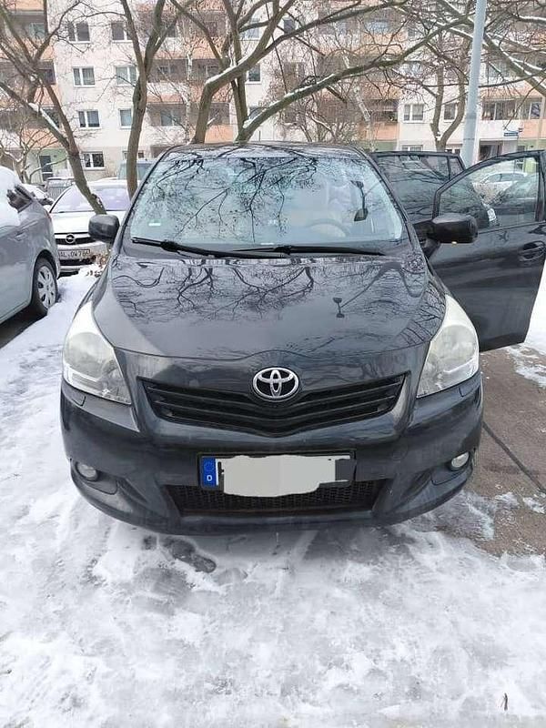 Gebraucht Toyota Corolla Sol 129 PS (94 kW) 2013 Schwarz Kombi