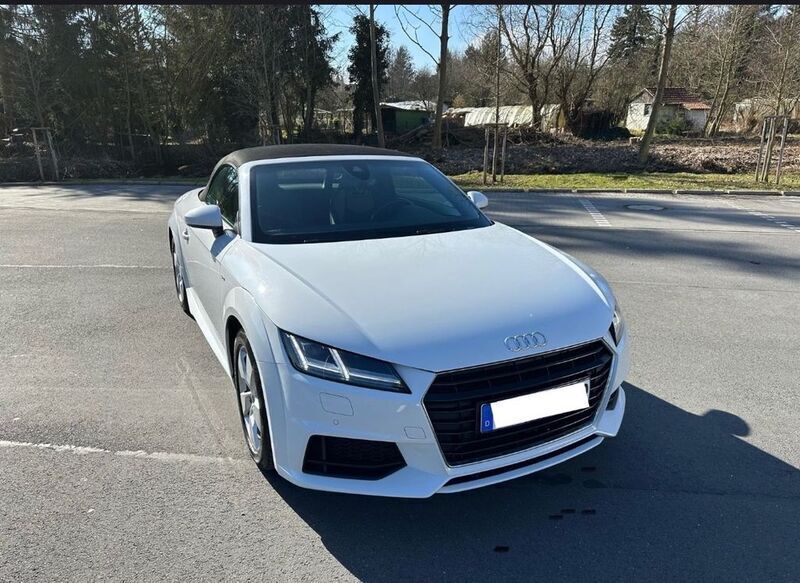 Weiß Gebraucht 2016 Audi TT Roadster S-Line Cabrio | 16.500 € (Guter Preis) - Bild 1/4