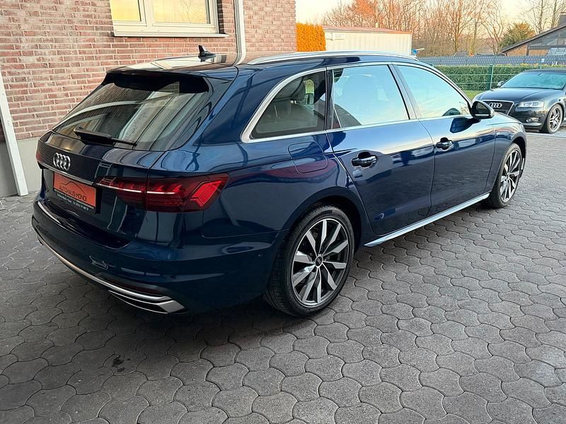 Gebraucht Audi A4 Ambiente 204 PS (150 kW) 2023 Blau Kombi