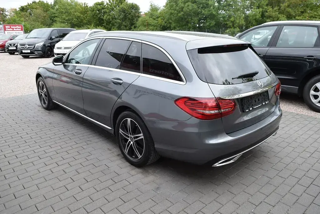 Gebraucht Mercedes C220 194 PS (142 kW) 2020 Grau Kombi