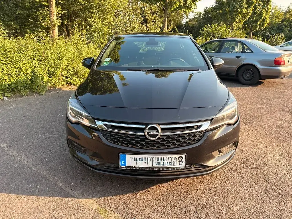 Gebraucht Opel Astra Dynamic 136 PS (100 kW) 2016 Schwarz Limousine