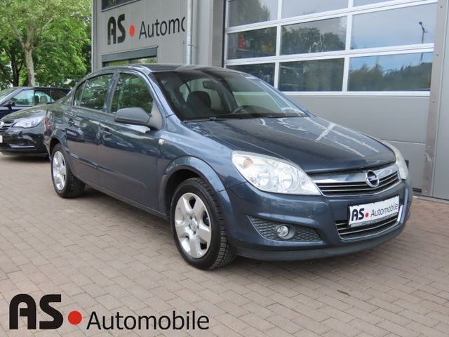 Andere Gebraucht 2009 Opel Astra Edition Limousine | 1.790 € - Bild 1/4