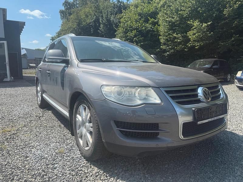 Grau Gebraucht 2007 VW Touareg SUV | 3.850 € (Superpreis) - Bild 1/4
