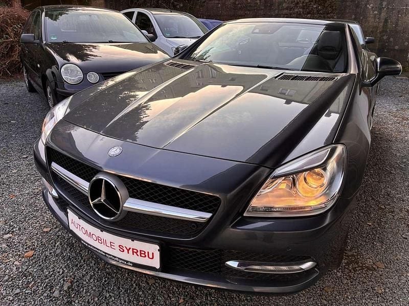 Gebraucht Mercedes SLK200 184 PS (135 kW) 2012 Schwarz Cabrio
