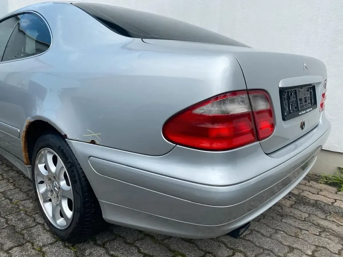 Gebraucht Mercedes CLK320 218 PS (160 kW) 2000 Silber Coupé