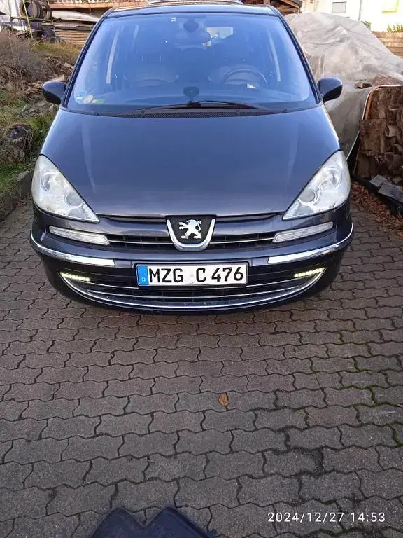 Gebraucht Peugeot 807 Platinum 163 PS (119 kW) 2009 Schwarz Van / Kleinbus