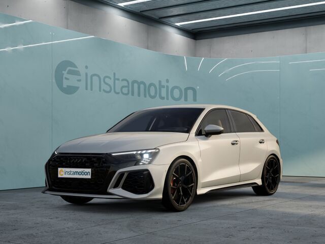 Gebraucht Audi RS3 Ambiente 400 PS (294 kW) 2024 Weiß Limousine