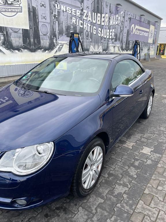 Gebraucht VW Eos 150 PS (110 kW) 2008 Blau Cabrio