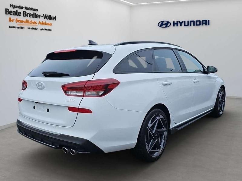 Neu Hyundai i30 N Line 140 PS (102 kW) 2025 Atlas white / sol Kombi