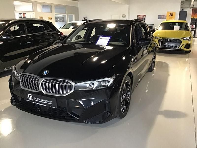 Gebraucht BMW 330 M Sport 245 PS (180 kW) 2024 Schwarz Limousine