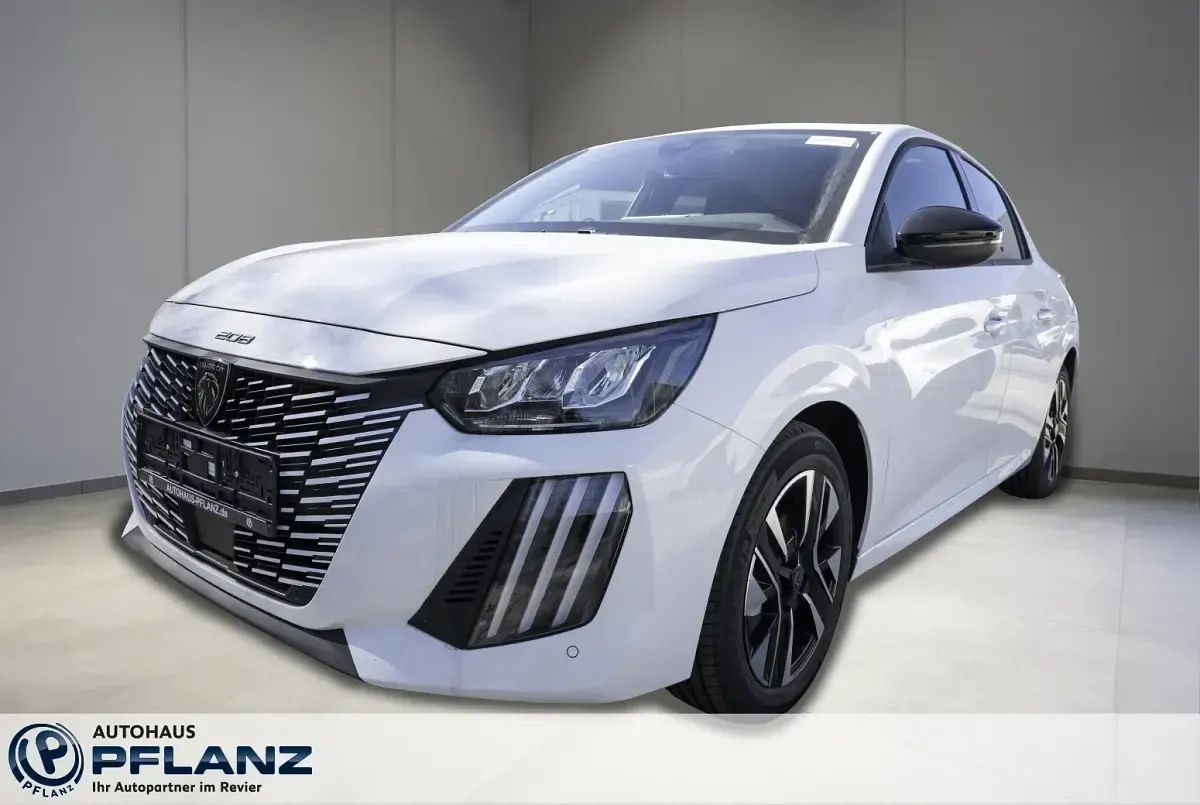 Gebraucht Peugeot e-208 Allure 114 kW (156 PS) 2026 Kleinwagen