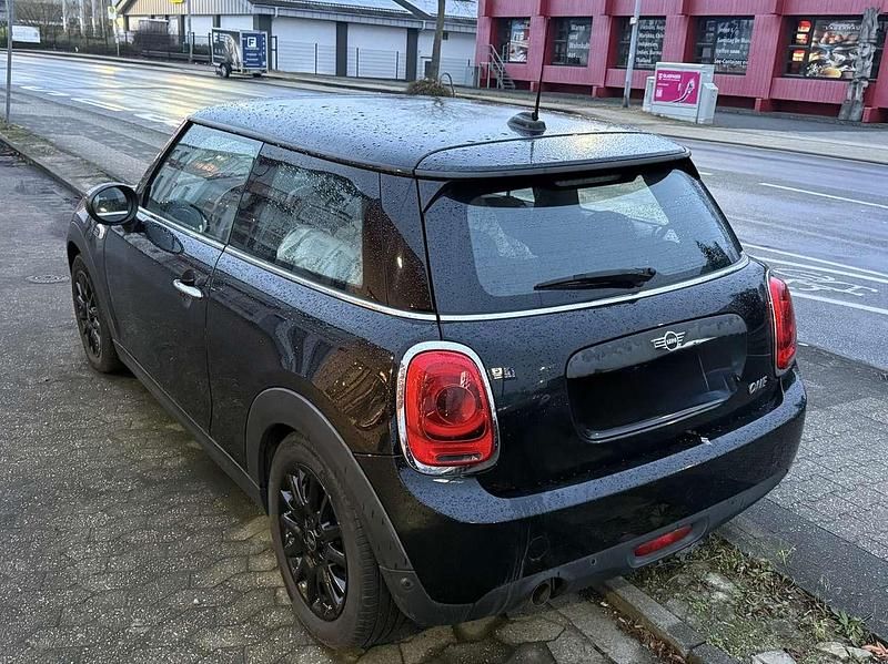 Gebraucht Mini ONE 102 PS (75 kW) 2019 Kleinwagen