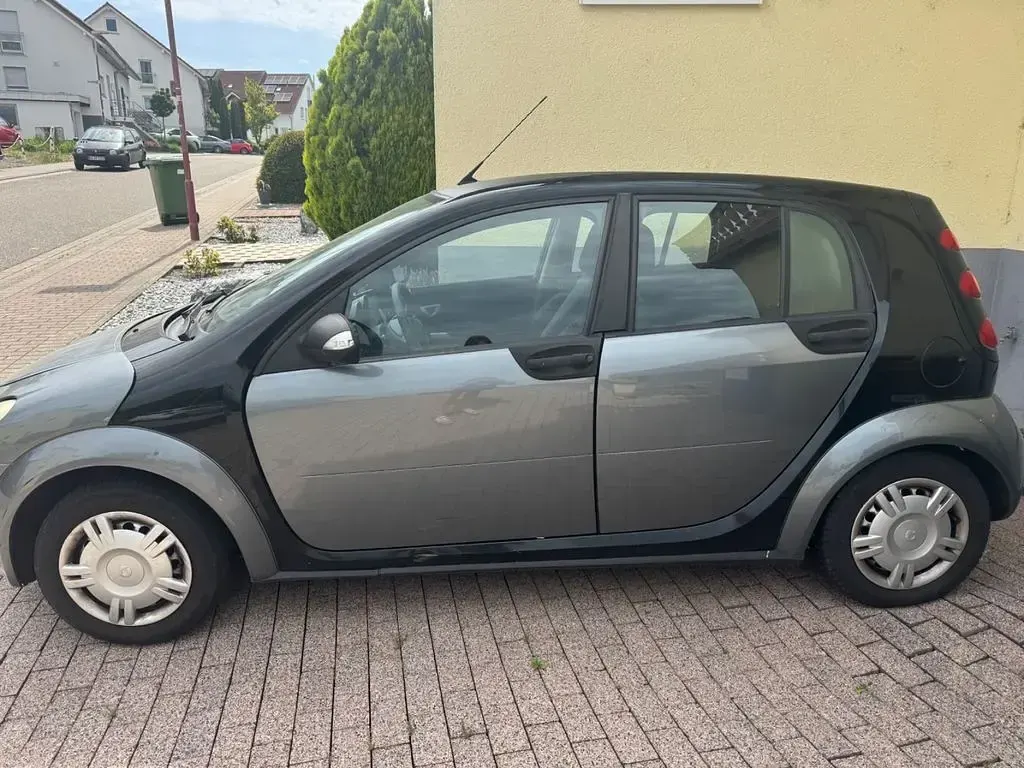 Gebraucht Smart ForFour Pure 75 PS (55 kW) 2006 Schwarz Kleinwagen
