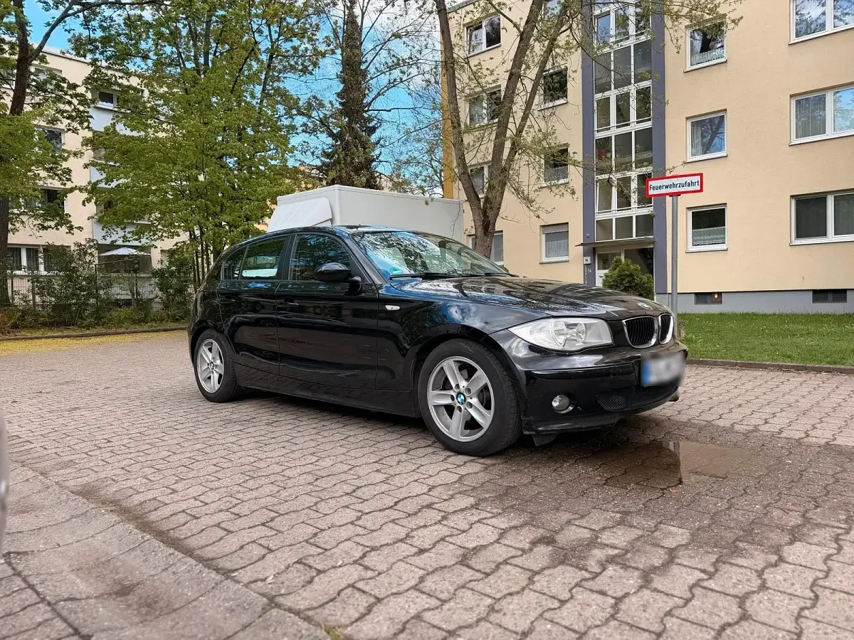 Gebraucht BMW 120 163 PS (119 kW) 2006 Schwarz Kleinwagen