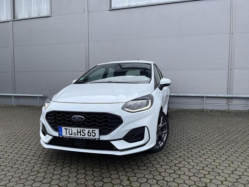 Gebraucht Ford Fiesta ST-Line 101 PS (74 kW) 2023 Weiß Limousine