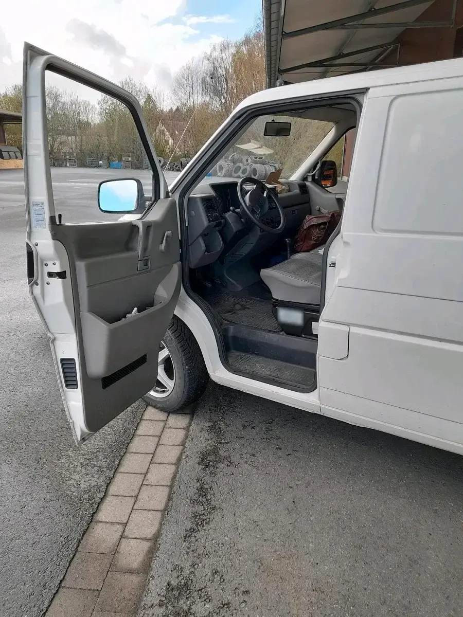 Second-hand VW Transporter 78 CP (57 kW) 1996 Alb Van