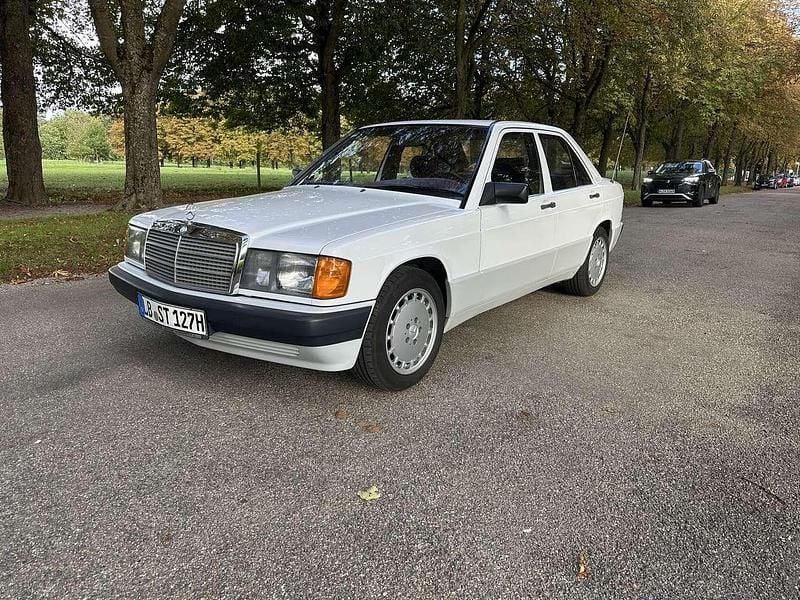 Gebraucht 1989 Mercedes 190 Limousine | 9.500 € - Bild 1/4